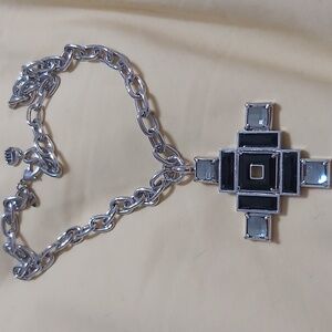 MYKA Silver and Black Geometric Pendant Necklace